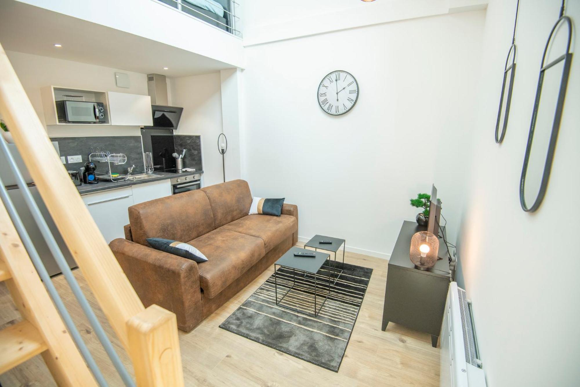 Kasa Factory - Au Calme - Tv & Wifi Apartment Saint-Quentin  Exterior photo